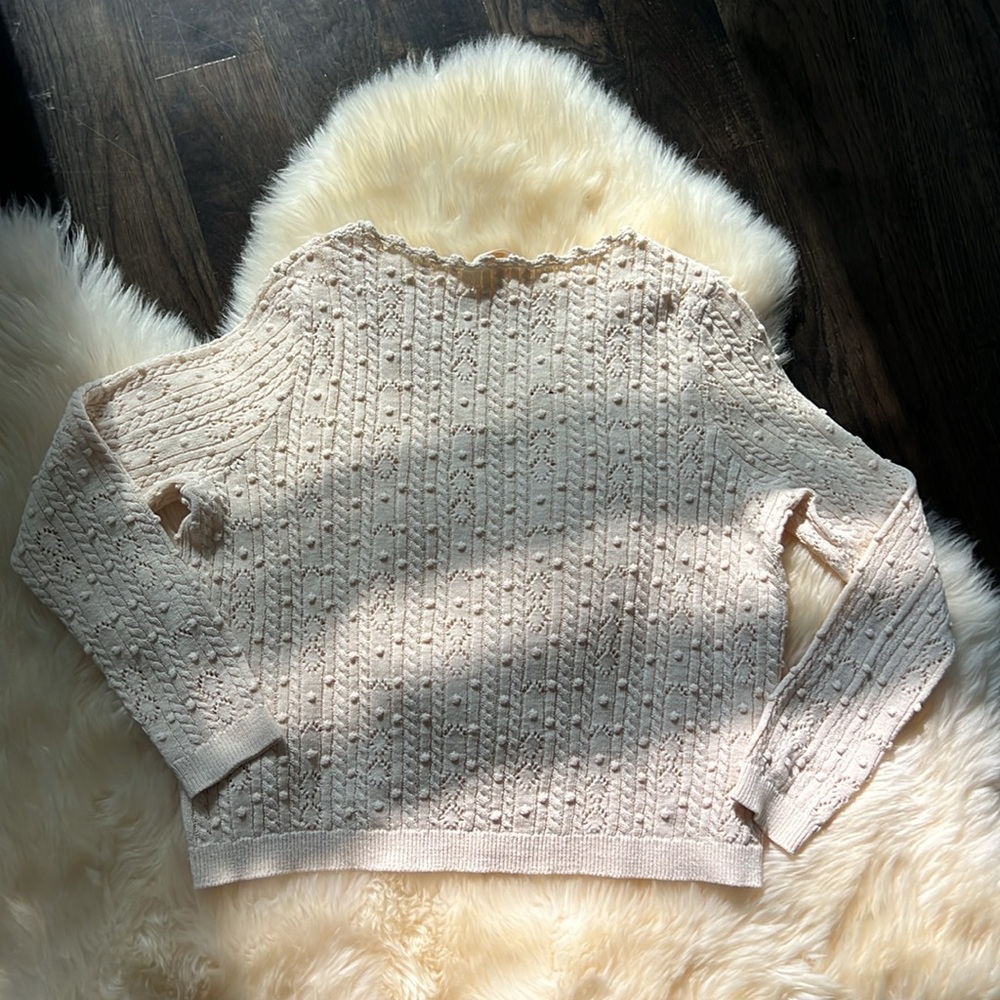Elegant Cream Sweater for Women - Picture 5 of 10